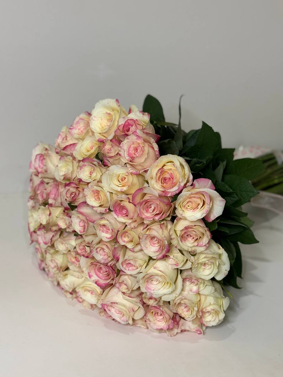 Монобукет персиковых роз